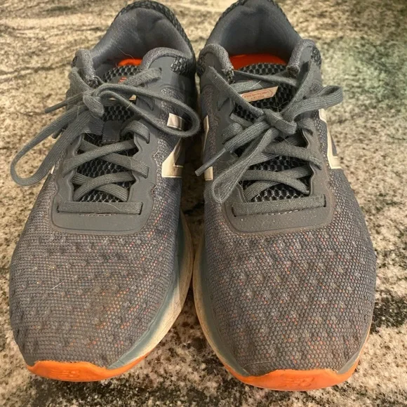 Women’s New Balance Fresh Foam - Picture 2 of 6